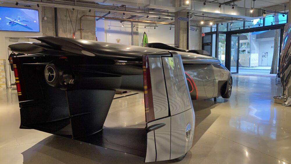 Ride world's first flying art car | Innovators magazine - Vimarsana News